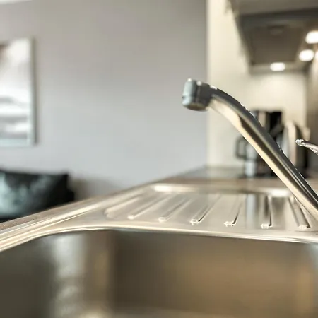 Likedeeler 13 Lägenhet *